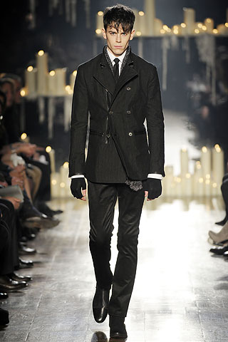 John Varvatos / - 2010-2011